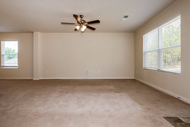 Building Photo - 130 Betty Ann Ln