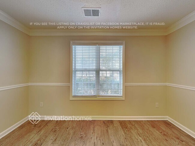 Foto del edificio - 4017 St George Walk SW