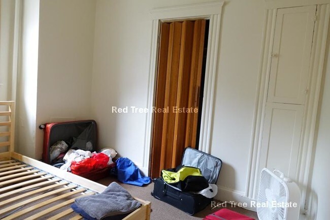 Foto del edificio - 66 Chiswick Rd