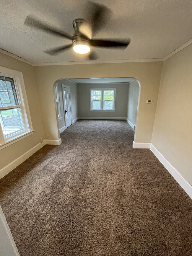 Building Photo - Garrison Apartments