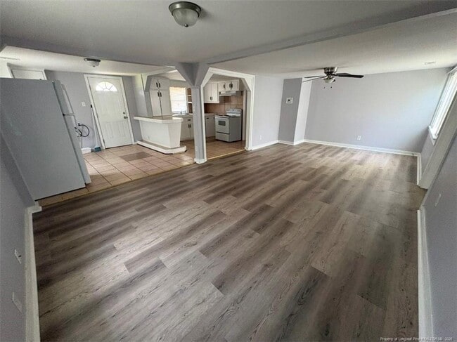 Building Photo - 1623 NC-41