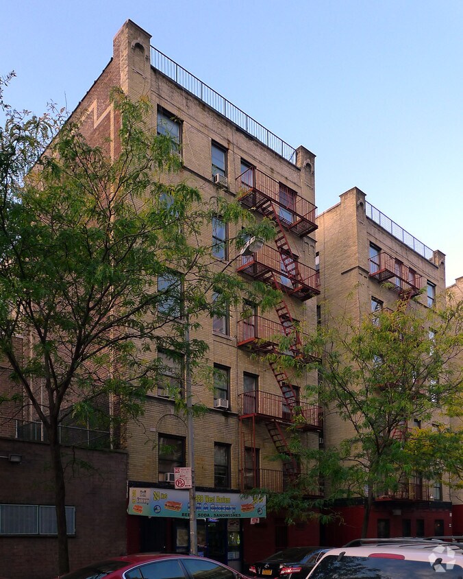 228 W 147th St - 230 W 147th St