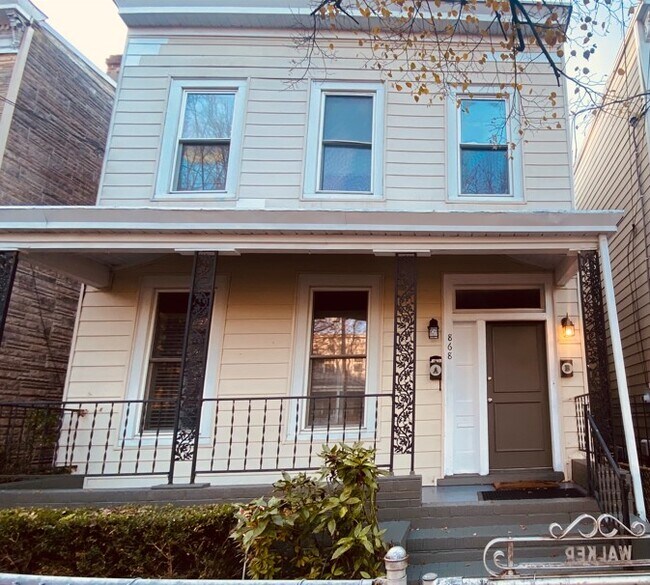 Building Photo - 868 N 22nd St