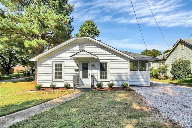 Primary Photo - 1405 Venus St