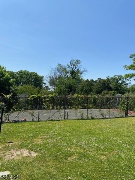 Building Photo - 155 Parish Dr