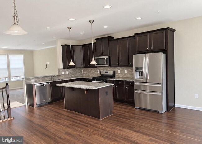 Foto del edificio - 8607 Sweet Rose Ct