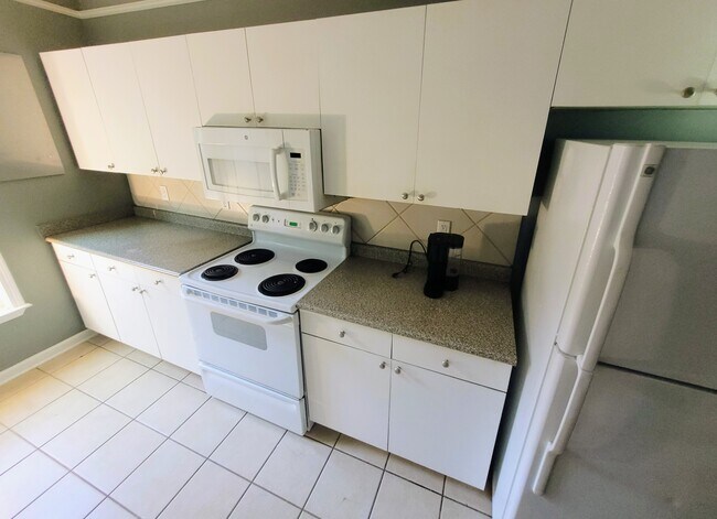 Cocina - 2223 Egret Crest Ln