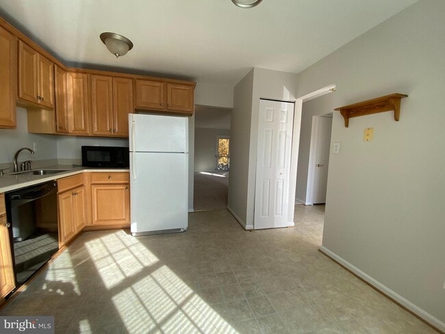 Building Photo - 4115 Weeping Willow Ct