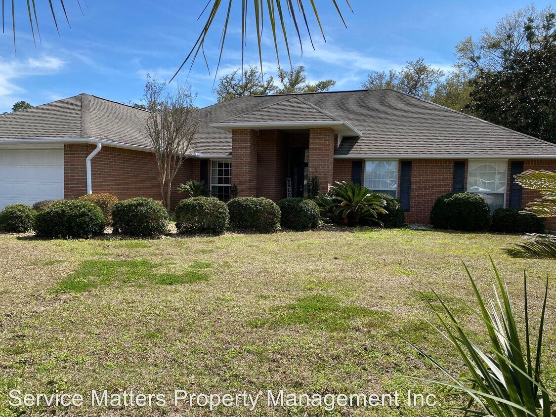 4 br, 3 bath House 5961 Moors Oaks Dr. House Rental in Milton, FL