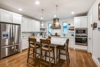 Building Photo - 1814 Granite Falls Ct