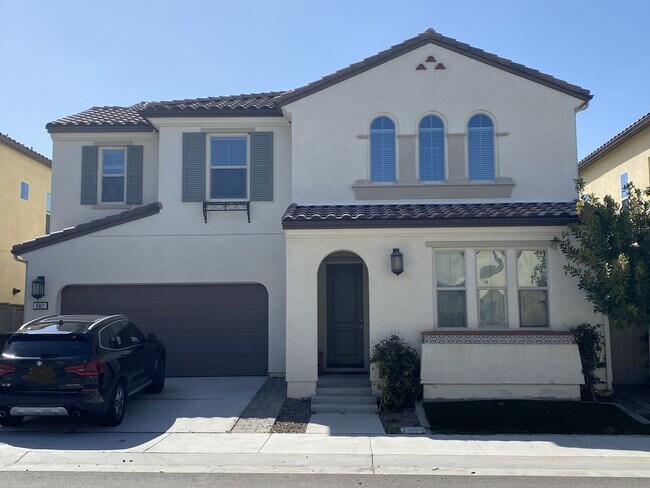 Foto del edificio - Large & Newer 4 Bedroom/3 Bath House in Sea Glass and Blue Strand Community