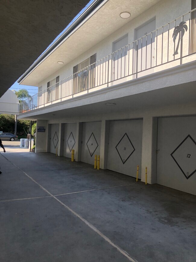 Foto del edificio - 2200 Grant Ave