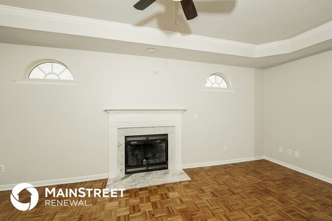 Foto del edificio - 115 Hidden Creek Pkwy