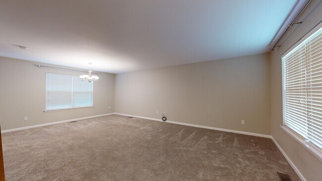 Building Photo - 2426 Glenmount Ct