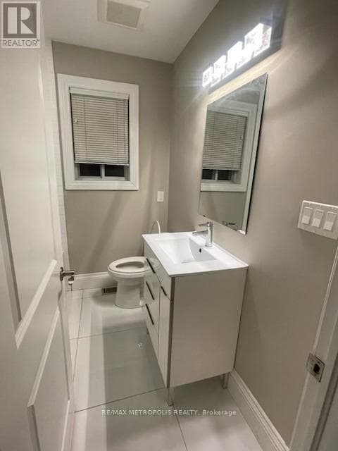 Photo du bâtiment - 181 Flora Dr