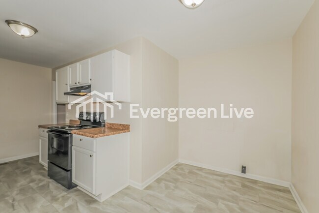 Foto del edificio - 3913 N Bolton Ave