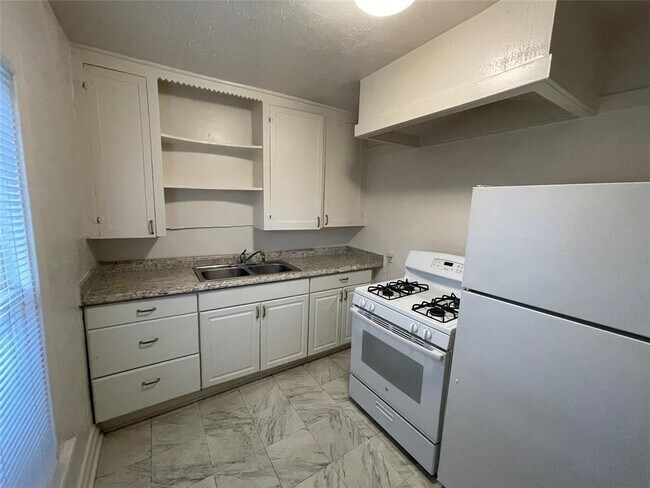 Foto del edificio - 4812 Hazard St