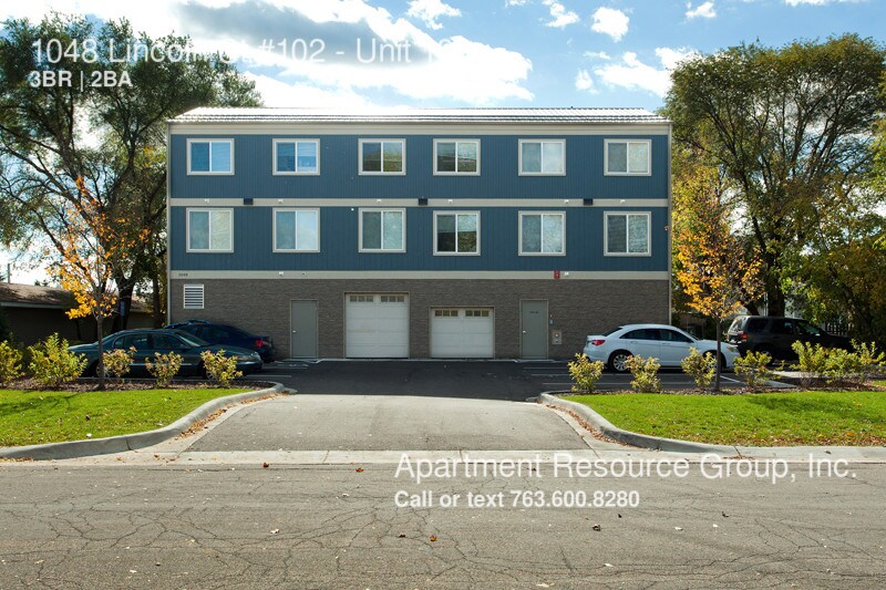 Primary Photo - 1048 Lincoln St
