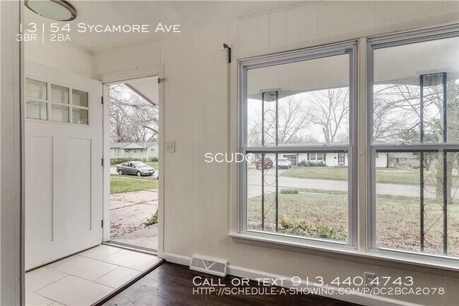 Building Photo - Affordable and Updated Spacious Ranch!