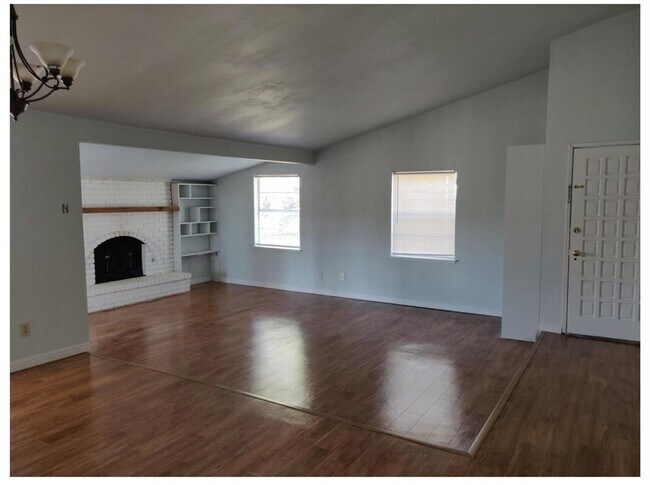 Foto del edificio - 2927 Haymeadow