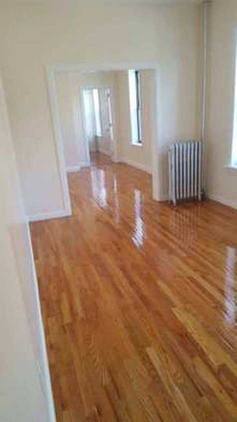Primary Photo - 2156 Cortelyou Rd