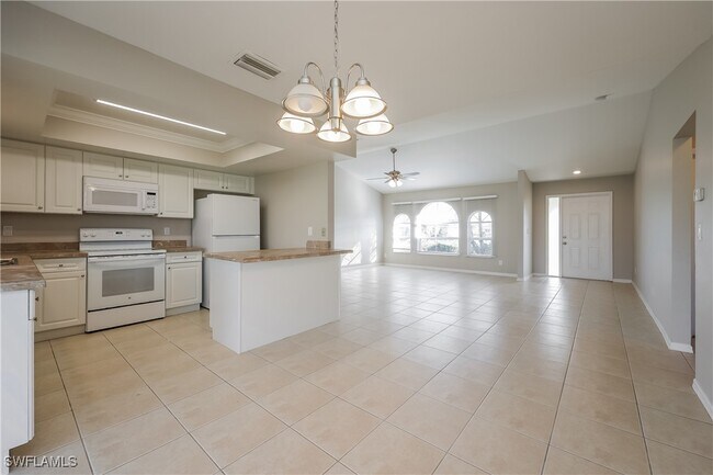 Foto del edificio - 325 SE 26th Terrace