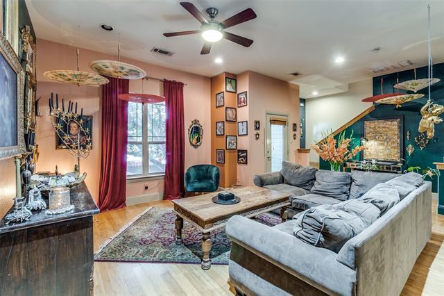 Foto del edificio - 5914 Hudson St