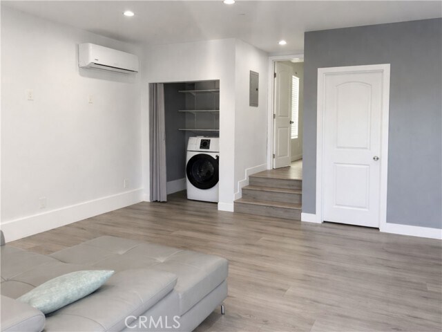 Foto del edificio - 14673 Clymer St