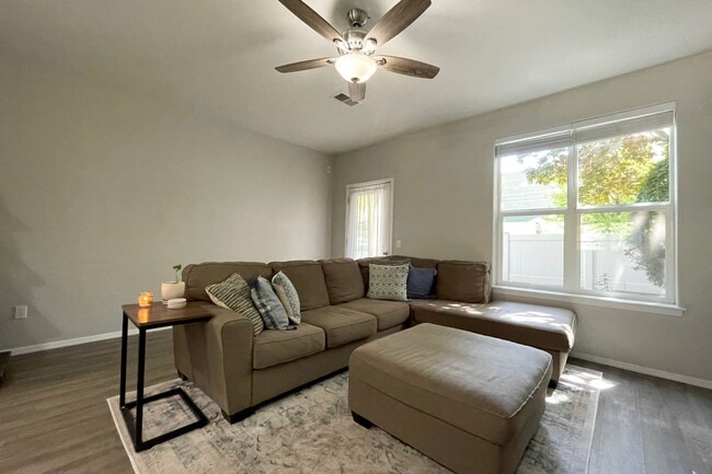 Building Photo - MOVE IN SPECIAL: 50% OFF FIRST MONTHS RENT...