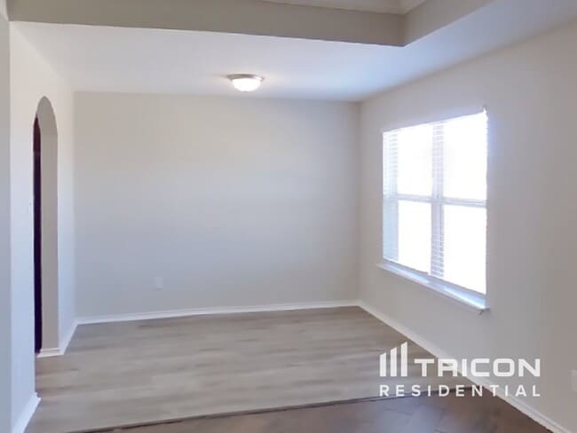 Building Photo - 2125 Beacon Way Fort Worth TX