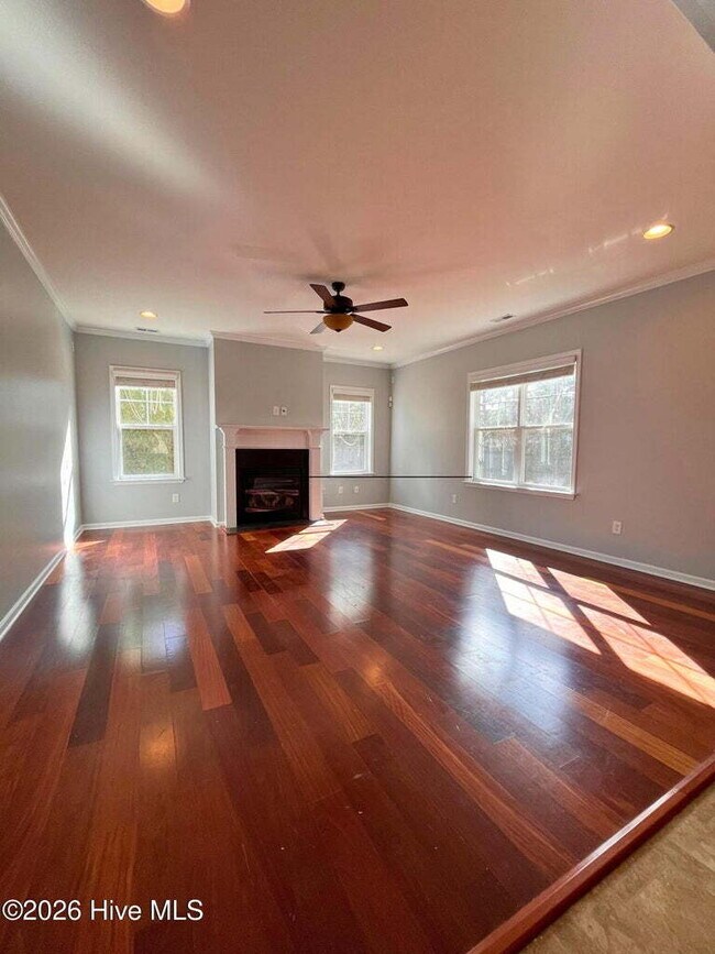 Foto del edificio - 121 Stone Gate