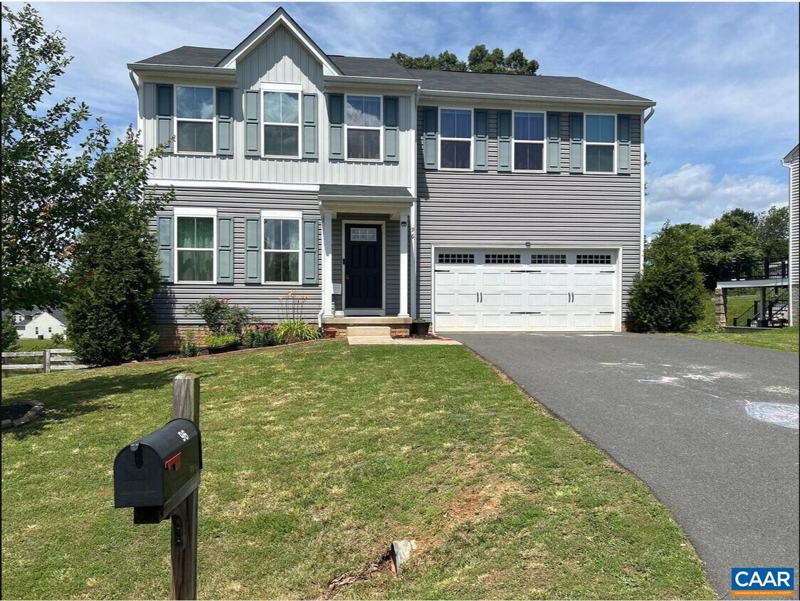 Foto principal - 96 Oland St