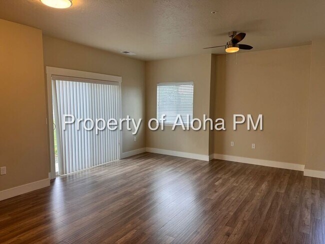 Foto del edificio - 3502 E Grand Forest Dr