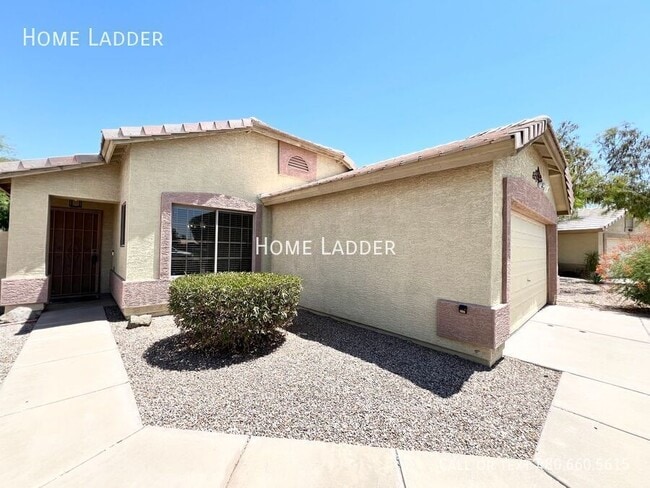 Building Photo - 1739 S Abilene Dr