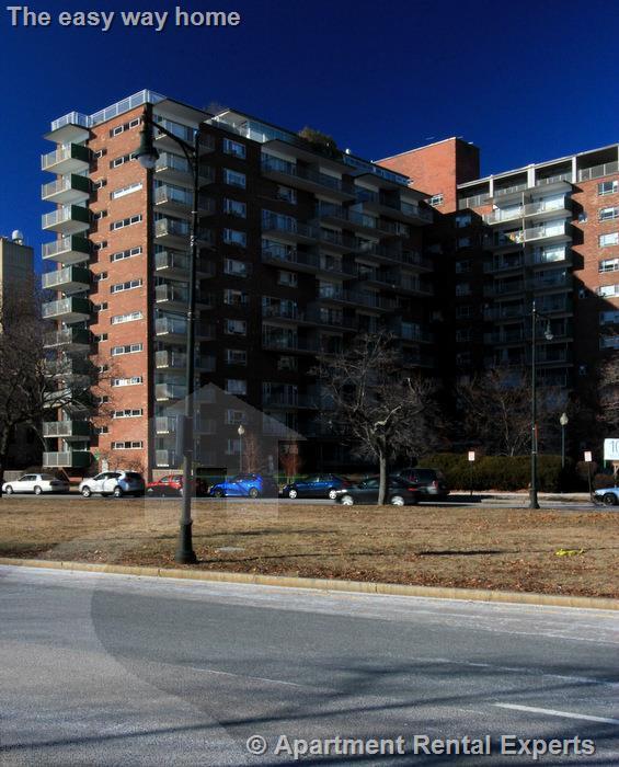 Photo - 100 Memorial Dr