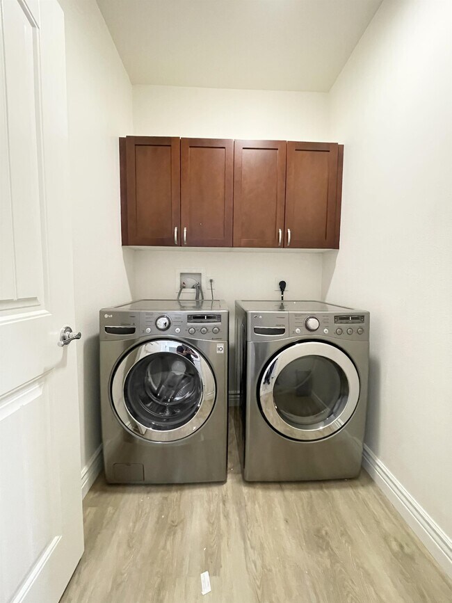 Foto del edificio - 405 Malamalama St