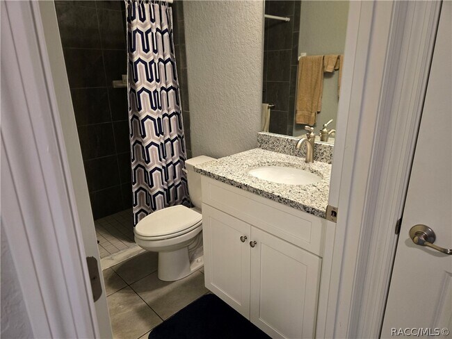 Foto del edificio - 13 Whitewood Ct