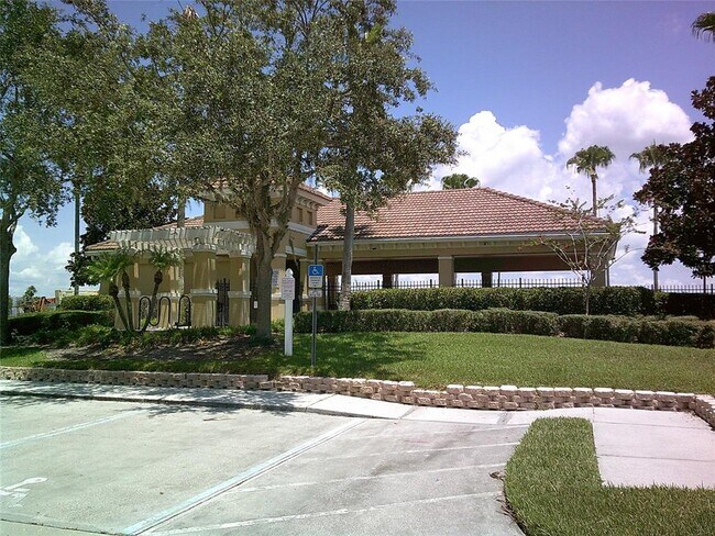 Foto del edificio - 3008 Thornton Dr