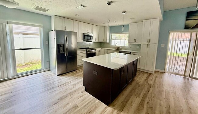 Building Photo - 15708 W Pinto Pl