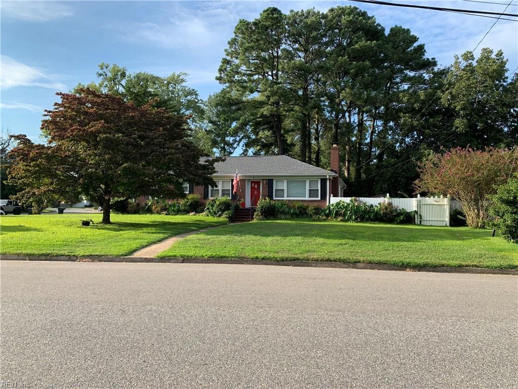 11 Riverdale Dr, Hampton, VA 23666 House for Rent in Hampton, VA