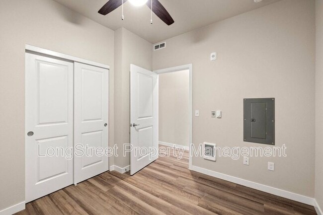 Building Photo - 4064 N Mississippi Ave