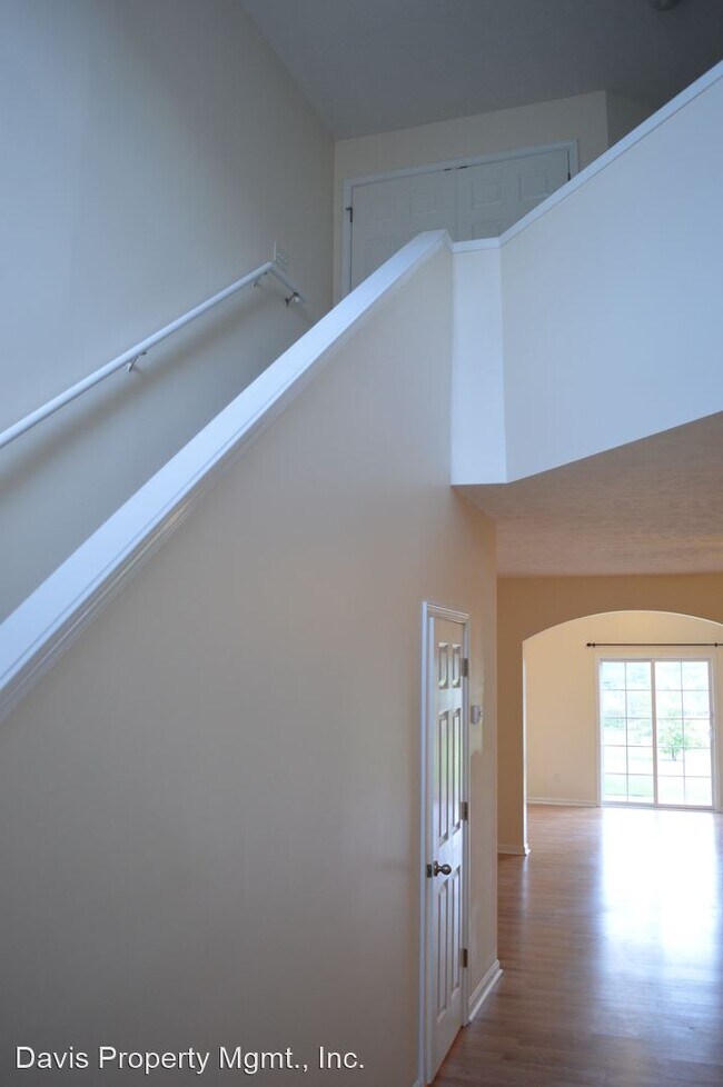 Building Photo - 3 br, 2.5 bath House - 8532 Calistoga Way