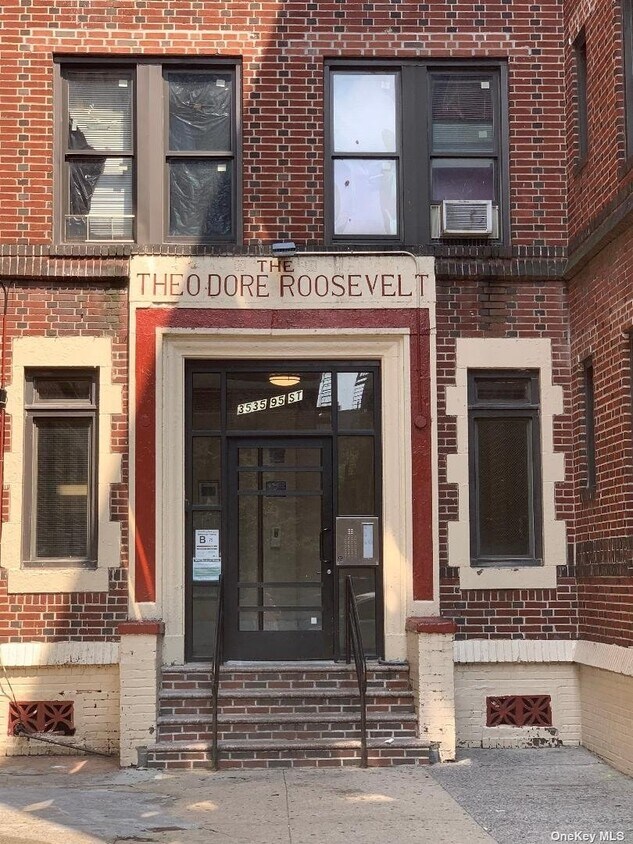 Primary Photo - 35-35 95th St