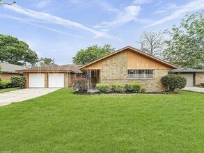 Building Photo - 2930 Wuthering Heights Dr