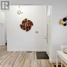 Building Photo - 259 Ross Ave