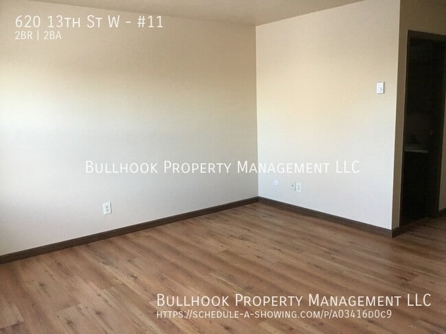 Building Photo - 620 13th St W