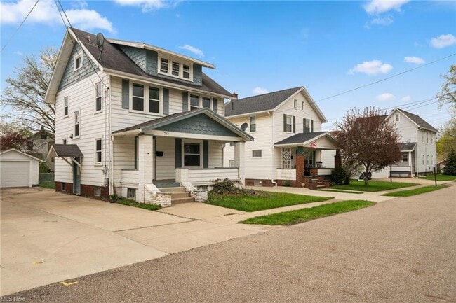 Building Photo - 319 Virginia Ave