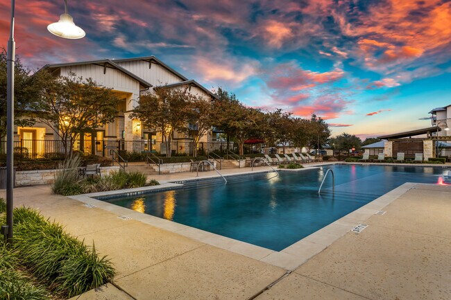 Foto del edificio - Landmark Conservancy