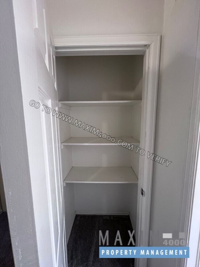 Foto del edificio - 2150 COLLEGE PLACE #47