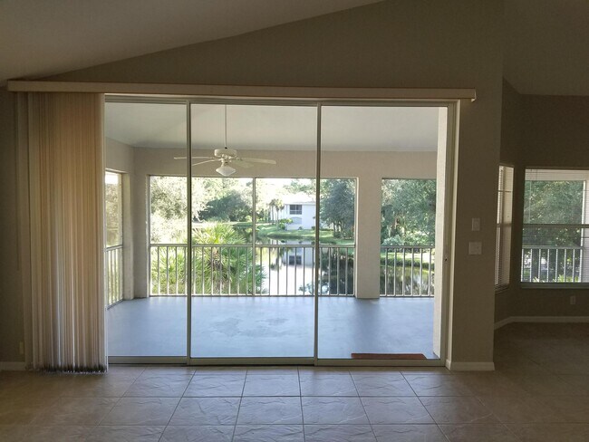 Building Photo - 14028 Willow Glen Ct